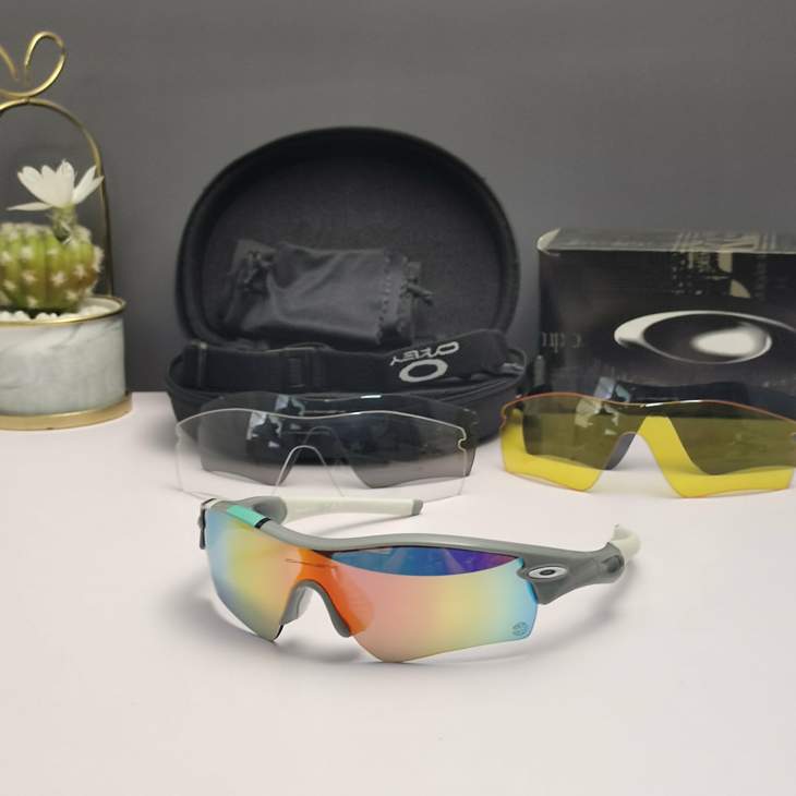 Picture of Oakley Sunglasses _SKUfw66124357fw